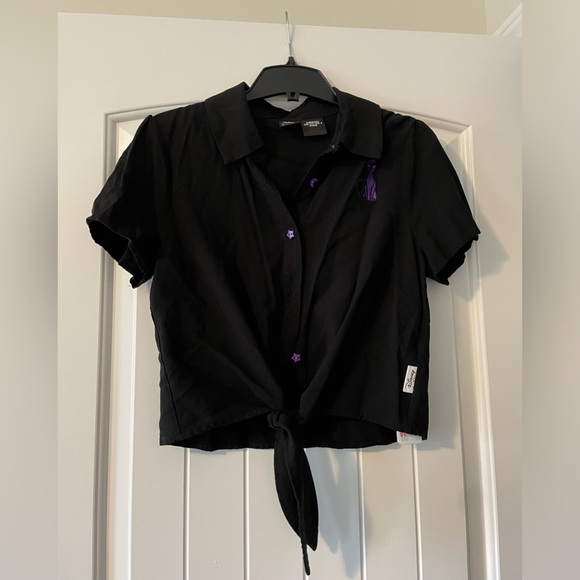 12$ ADD ON! Cropped Hocus Pocus Blouse from Hot Topic - Picture 2 of 7